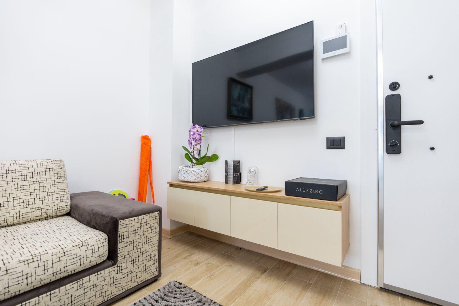 Apartamentul nostru modern, primitor și curat