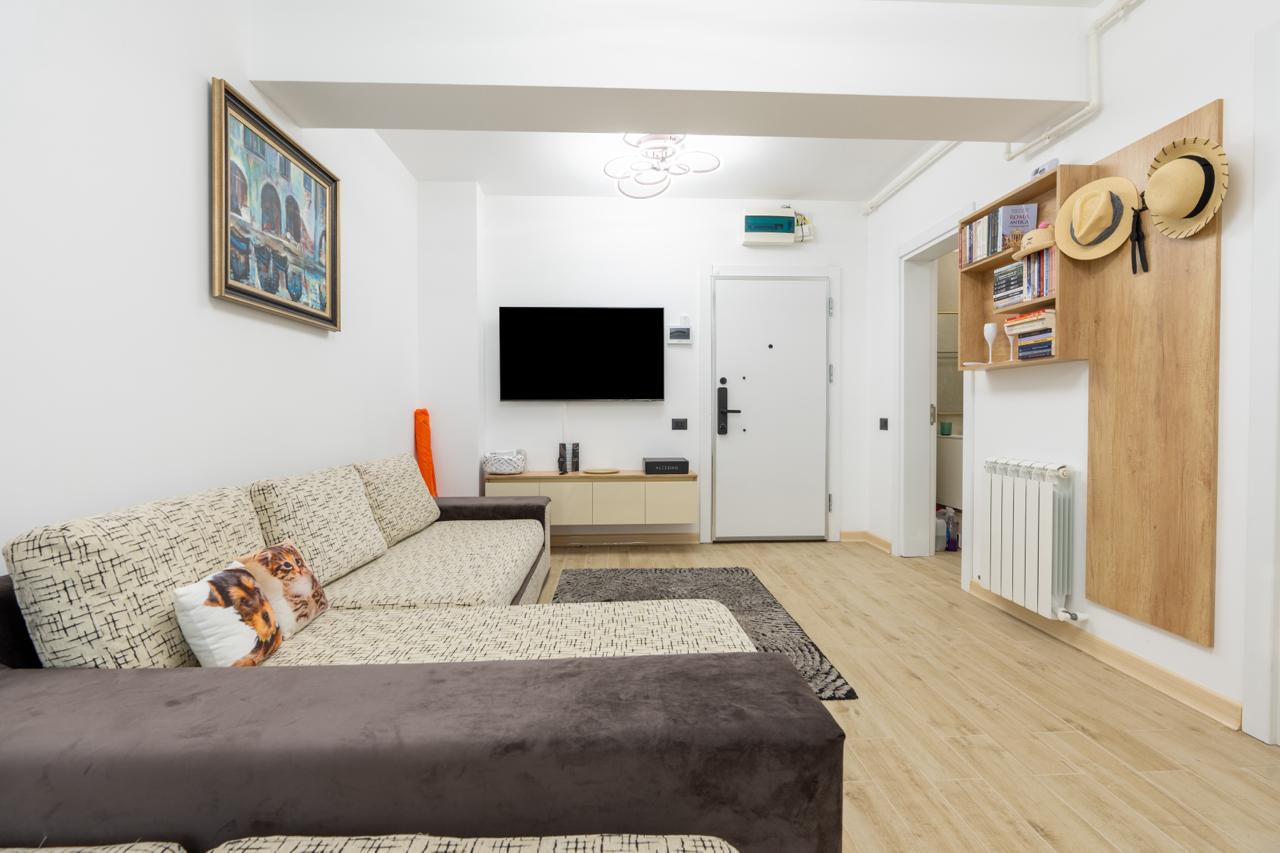 Apartamentul nostru modern, primitor și curat