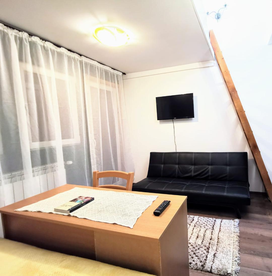 camera 9 2.jpg